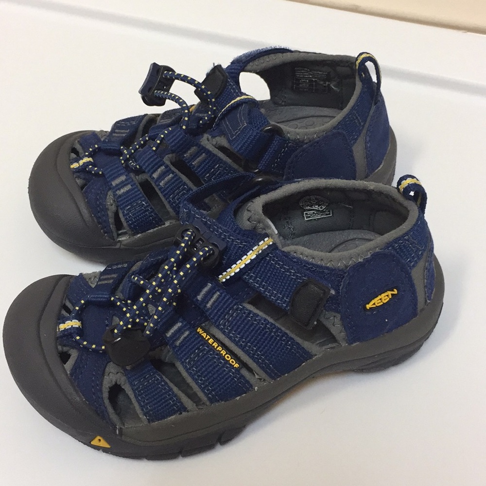 Little Boys Keen Newport Royal Blue Size 10